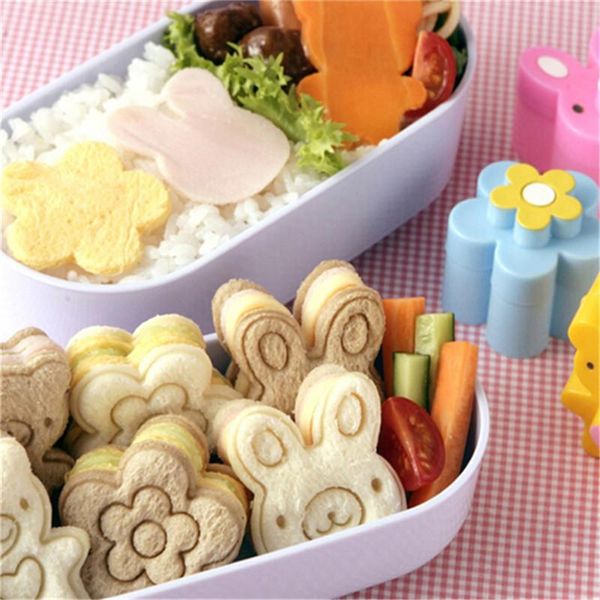 baking moulds 3 pcs/pack cute cartoon sandwich cutters cookie cutter shapes set plastic bento tool molds bread biscuit embossed device
baking moulds 3 pcs/pack cute cartoon sandwich cutters cookie cutter shapes set plastic bento tool molds bread biscuit embossed device
