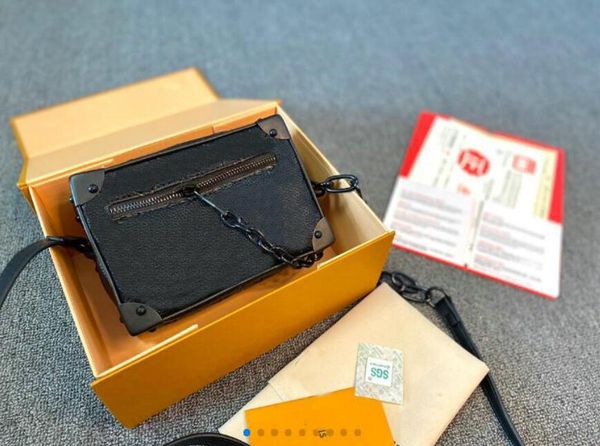 selling bags designer soft trunk black chains shoulder handbags fashion presbyopic purse bag leather crossbody handbag
selling bags designer soft trunk black chains shoulder handbags fashion presbyopic purse bag leather crossbody handbag