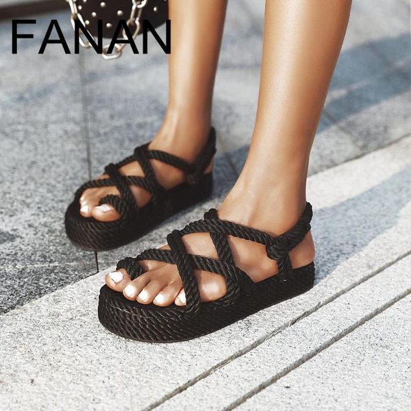 dress shoes 2021 sandals women summer fashion straw flat casual open toe ladies thick outsole, Black 
dress shoes 2021 sandals women summer fashion straw flat casual open toe ladies thick outsole, Black