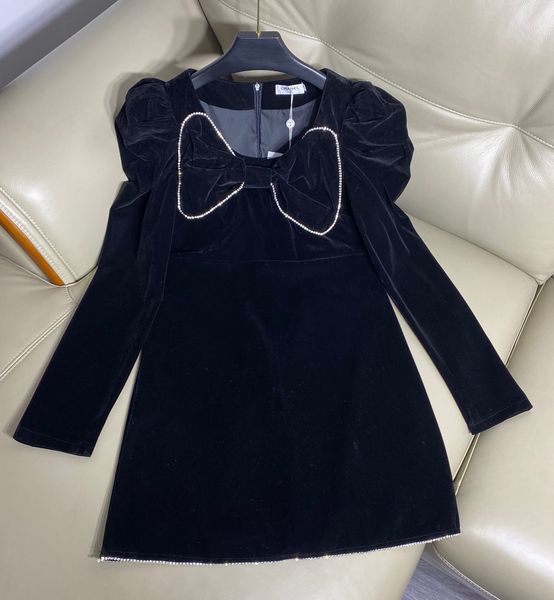 2021 new women's bowknot high waist velvet long sleeve dress retro little black dress hipping, Black;gray
2021 new women's bowknot high waist velvet long sleeve dress retro little black dress hipping, Black;gray