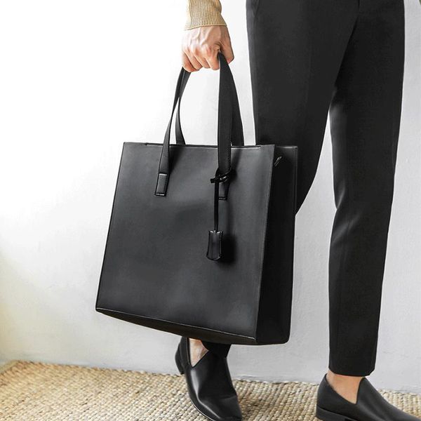 evening bags fashion brand men's pu leather handbag design men large capacity tote bag horizontal shoulder
evening bags fashion brand men's pu leather handbag design men large capacity tote bag horizontal shoulder