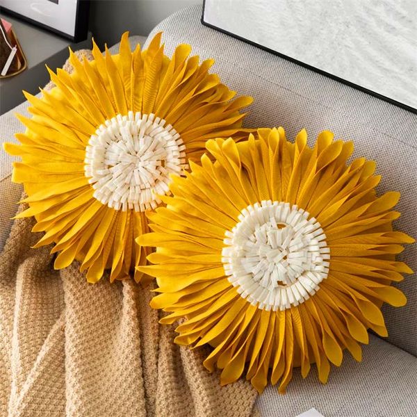 cushion/decorative pillow ins style light luxury round chrysanthemum bedside dutch velvet sunflower cushion in europe and america
cushion/decorative pillow ins style light luxury round chrysanthemum bedside dutch velvet sunflower cushion in europe and america