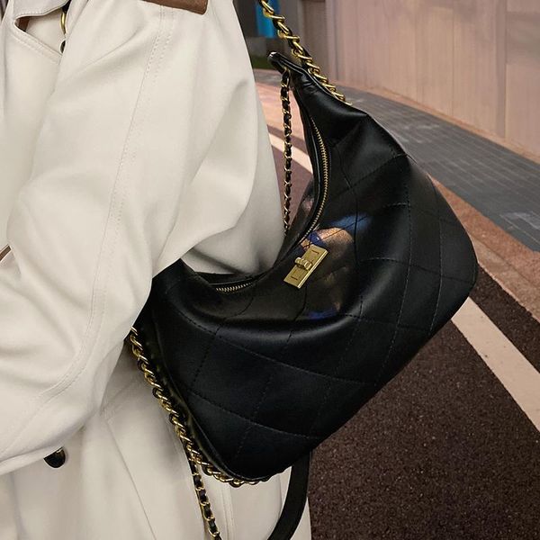 evening bags lattice square tote bag lady armpit 2021 winter pu leather women's designer handbag shoulder messenger
evening bags lattice square tote bag lady armpit 2021 winter pu leather women's designer handbag shoulder messenger