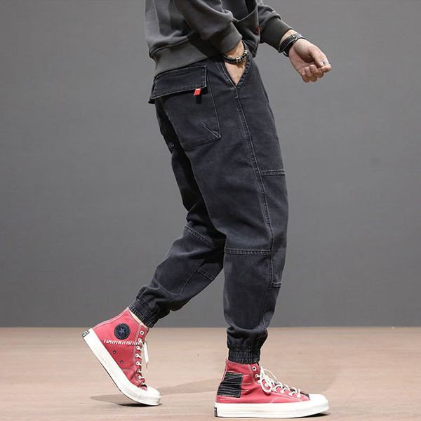 2021 new japanese vintage fashion loose fit slack bottom denim cargo spliced designer hip hop jeans men joggers pants 8k8h, Blue
2021 new japanese vintage fashion loose fit slack bottom denim cargo spliced designer hip hop jeans men joggers pants 8k8h, Blue