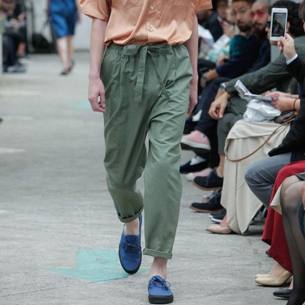 men's pants harem summer simple elastic lace up medium waist military green literature and art casual capris, Black 
men's pants harem summer simple elastic lace up medium waist military green literature and art casual capris, Black