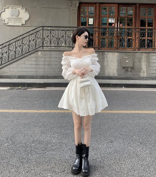 early autumn first love little white skirt temperament collarbone one shoulder with thin waist and bubble sleeve dress, Black;gray
early autumn first love little white skirt temperament collarbone one shoulder with thin waist and bubble sleeve dress, Black;gray