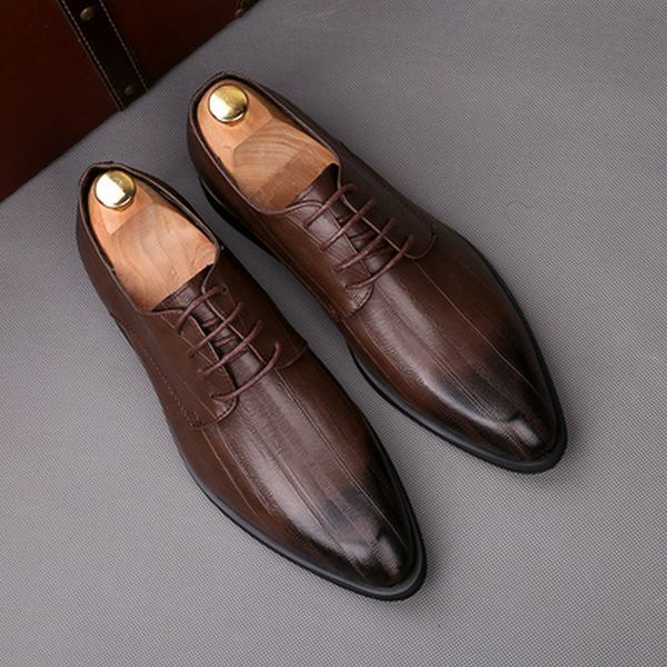 gentleman pointed toe brogue moccasins oxford shoes fashion mens patent leather wedding business dress shoes 559dress shoes, Black
gentleman pointed toe brogue moccasins oxford shoes fashion mens patent leather wedding business dress shoes 559dress shoes, Black