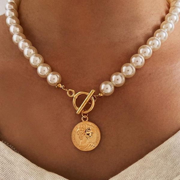 pendant necklaces classic acrylic pearl strand necklace for women gold color alloy coin queen portrait jewelry, Silver
pendant necklaces classic acrylic pearl strand necklace for women gold color alloy coin queen portrait jewelry, Silver