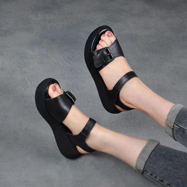 2021 summer women sandals bottom of the thick platform sandal fashion ladies sandals, Black
2021 summer women sandals bottom of the thick platform sandal fashion ladies sandals, Black