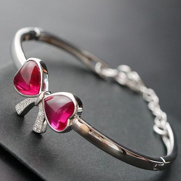 2021 new handmade red corundum female s925 solid pure bow fashion opening woman bracelet sier bntx, Black
2021 new handmade red corundum female s925 solid pure bow fashion opening woman bracelet sier bntx, Black