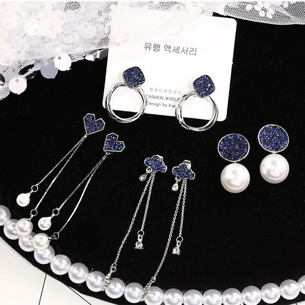 peach heart korean long earrings women's fashion temperament full of diamond clouds geometric pearl tassel earrings, Golden
peach heart korean long earrings women's fashion temperament full of diamond clouds geometric pearl tassel earrings, Golden