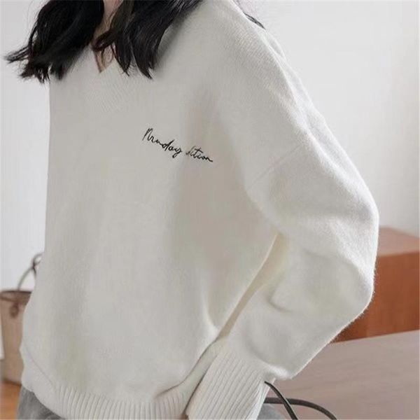 winter spring v-neck women's sweater new style loose lazy casual embroidery letter pullovers knitting base woman clothing, White;black
winter spring v-neck women's sweater new style loose lazy casual embroidery letter pullovers knitting base woman clothing, White;black
