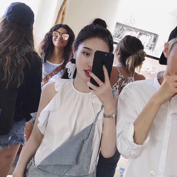 2022 luxurys designers hollowed out t-grid diamond ring classic fashion versatile essential gift for men women gold and silver 3 colors good
2022 luxurys designers hollowed out t-grid diamond ring classic fashion versatile essential gift for men women gold and silver 3 colors good