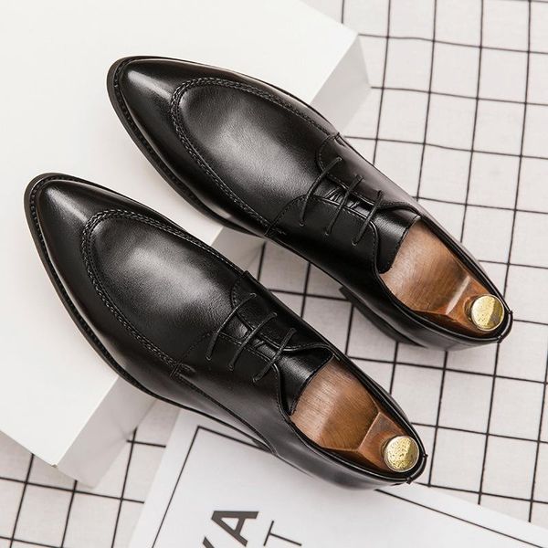 dress shoes summer trend of breathable men's korean version the british black trendy casual business
dress shoes summer trend of breathable men's korean version the british black trendy casual business