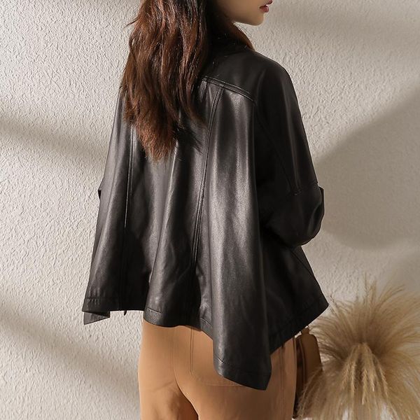 women's leather & faux shzq cloak loose seven sleeve short casual sheep coat 2021 autumn and winter, Black
women's leather & faux shzq cloak loose seven sleeve short casual sheep coat 2021 autumn and winter, Black