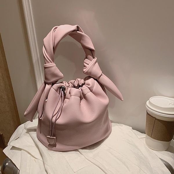 shoulder bags fashion handbag trendy wild casual one-shoulder messenger bag solid color chain bucket underarm mobile phone female
shoulder bags fashion handbag trendy wild casual one-shoulder messenger bag solid color chain bucket underarm mobile phone female