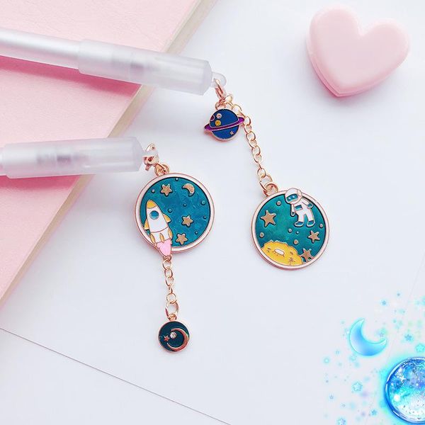 gel pens 24 pcs/lot space trip pen galaxy planet pendant 0.5mm black color writing kids gift stationery school supplies a6610
gel pens 24 pcs/lot space trip pen galaxy planet pendant 0.5mm black color writing kids gift stationery school supplies a6610