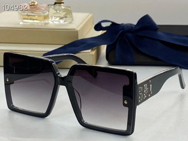 sunglasses for woman 2022 designer retro summer 9984 anti-ultraviolet driving fishing fashion random box, White;black
sunglasses for woman 2022 designer retro summer 9984 anti-ultraviolet driving fishing fashion random box, White;black