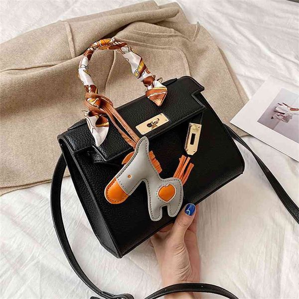 french women's 2021 new portable small square versatile one shoulder messenger kelly bag
french women's 2021 new portable small square versatile one shoulder messenger kelly bag