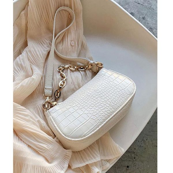 evening bags mini pu leather shoulder for women fashion crocodile pattern baguette 2021 chain design luxury hand bag female travel
evening bags mini pu leather shoulder for women fashion crocodile pattern baguette 2021 chain design luxury hand bag female travel