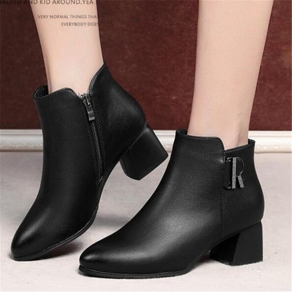boots large size women's sports shoes spring autumn fashion casual running platform sneakers loafers, Black
boots large size women's sports shoes spring autumn fashion casual running platform sneakers loafers, Black