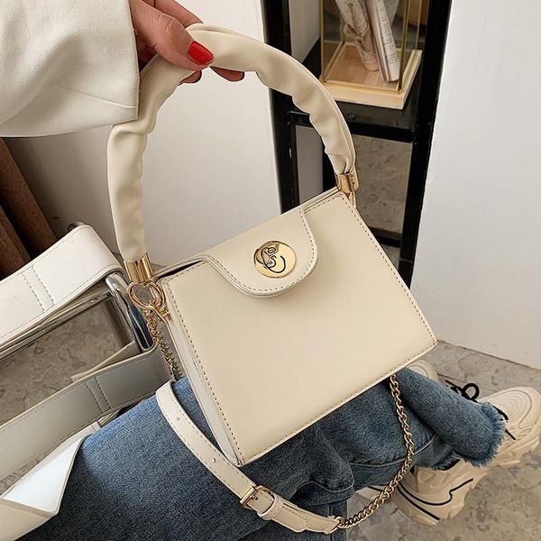 shoulder bags fashion handle pleated pu leather flap crossbody for women 2021 portable solid color messenger handle handbags
shoulder bags fashion handle pleated pu leather flap crossbody for women 2021 portable solid color messenger handle handbags