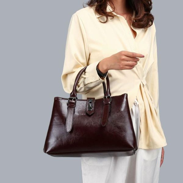 shoulder bags fashion large capacity women bag 2021 big leather handbag solid vintage work office ladies commuter crossbody
shoulder bags fashion large capacity women bag 2021 big leather handbag solid vintage work office ladies commuter crossbody