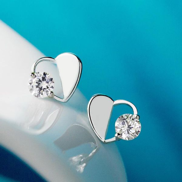 stud simple fashion personality heart hollow earrings the temperament of female charm jewelry accessories, Golden;silver
stud simple fashion personality heart hollow earrings the temperament of female charm jewelry accessories, Golden;silver