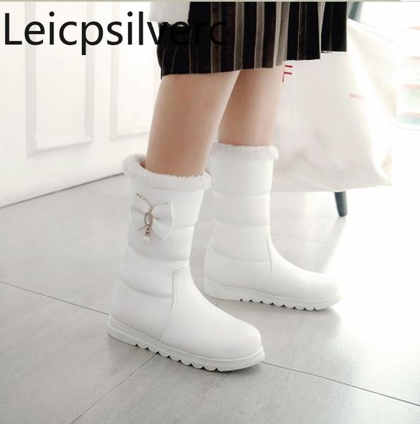 boots autumn and winter the fashion round head butterfly knot pearl crystal low-heeled wedge middle tube women's snow 28-40, Black
boots autumn and winter the fashion round head butterfly knot pearl crystal low-heeled wedge middle tube women's snow 28-40, Black