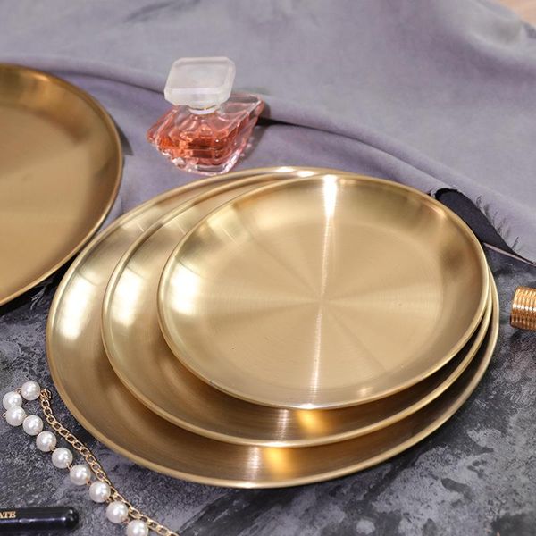 dishes & plates nordic retro style golden round storage tray, jewelry and cosmetics metal tray roast plate beef el dinner
dishes & plates nordic retro style golden round storage tray, jewelry and cosmetics metal tray roast plate beef el dinner