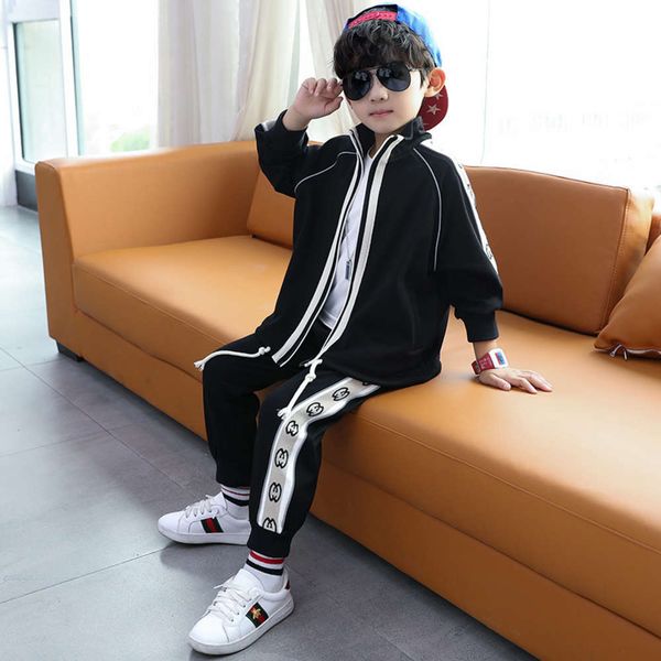 suit cotton blended autumn boys' children's reflective strip splicing casual 2-piece knitted sweater sportswear men's wear, White
suit cotton blended autumn boys' children's reflective strip splicing casual 2-piece knitted sweater sportswear men's wear, White