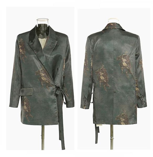 women's suits & blazers style ladies blazer fashion retro oil painting series wide loose suit temperament mid-length dark green jacket, White;black
women's suits & blazers style ladies blazer fashion retro oil painting series wide loose suit temperament mid-length dark green jacket, White;black