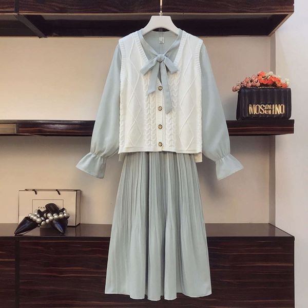 light luxury younger foreign style women's 2020 new fat autumn slightly sister shows thin age reduction dress two piece suit, Black;gray
light luxury younger foreign style women's 2020 new fat autumn slightly sister shows thin age reduction dress two piece suit, Black;gray