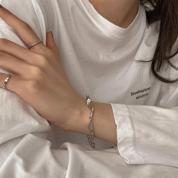 charm bracelets 2021 hiphop trendy chain men bracelet classic simple design for women jewelry gift, Golden;silver
charm bracelets 2021 hiphop trendy chain men bracelet classic simple design for women jewelry gift, Golden;silver