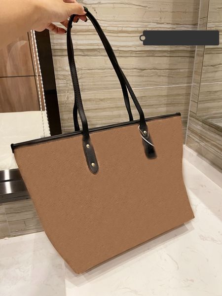 ladies brand shopping bag luxurys designers 2021 printing mother handbag fashion handbags shoulder bags cossbody holiday clutch wallet lette
ladies brand shopping bag luxurys designers 2021 printing mother handbag fashion handbags shoulder bags cossbody holiday clutch wallet lette