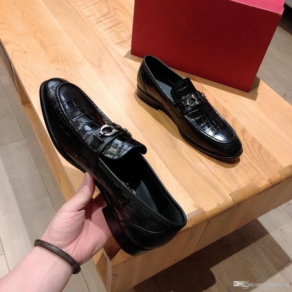 g1 party shoes for men coiffeur wedding shoes luxury men elegant italian brand patent leather dress shoes men formal sepatu slip on pria 33, Black
g1 party shoes for men coiffeur wedding shoes luxury men elegant italian brand patent leather dress shoes men formal sepatu slip on pria 33, Black