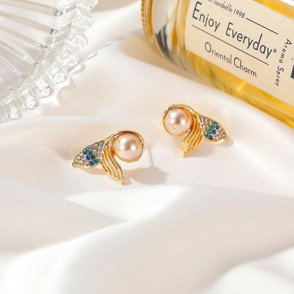 stud earring women fish tail earrings simple rhinestone pendant jewelry ladies fashion elegant gold color trendy metal oorbellen, Golden;silver
stud earring women fish tail earrings simple rhinestone pendant jewelry ladies fashion elegant gold color trendy metal oorbellen, Golden;silver