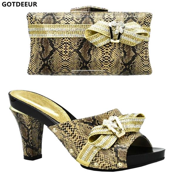 dress shoes latest shoe and bag set for party in women african matching decorated with rhinestone sets, Black
dress shoes latest shoe and bag set for party in women african matching decorated with rhinestone sets, Black