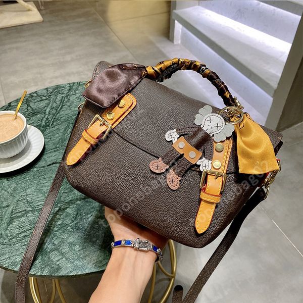 designer bags celebrities with the same paragraph soft body and tough bottom fashionable and versatile hand holding dual-use type scarf acce
designer bags celebrities with the same paragraph soft body and tough bottom fashionable and versatile hand holding dual-use type scarf acce