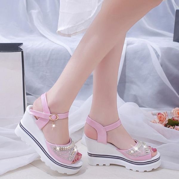 new wedge with female sandals fish mouth buckle with flat bottom platform waterproof platform thick bottom cake women's shoes, Black
new wedge with female sandals fish mouth buckle with flat bottom platform waterproof platform thick bottom cake women's shoes, Black