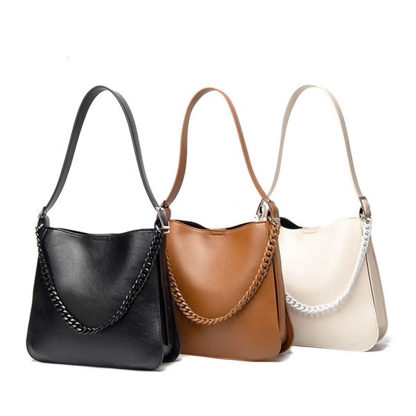 fashion large capacity bucket women's 2021 new autumn and winter soft leather mother messenger versatile shoulder tote bag
fashion large capacity bucket women's 2021 new autumn and winter soft leather mother messenger versatile shoulder tote bag