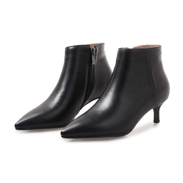 cowhide women's ankle boots pointed toe casual dress shoes zipper shoes women winter black
cowhide women's ankle boots pointed toe casual dress shoes zipper shoes women winter black