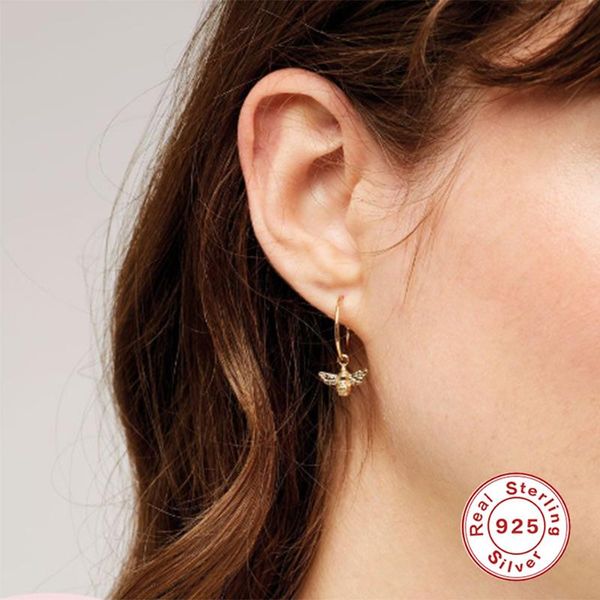 hoop & huggie aide luxury real 925 sterling silver c shape earrings punk 3d bee pendant ear buckle for women gift insect jewelry earring, Golden;silver
hoop & huggie aide luxury real 925 sterling silver c shape earrings punk 3d bee pendant ear buckle for women gift insect jewelry earring, Golden;silver