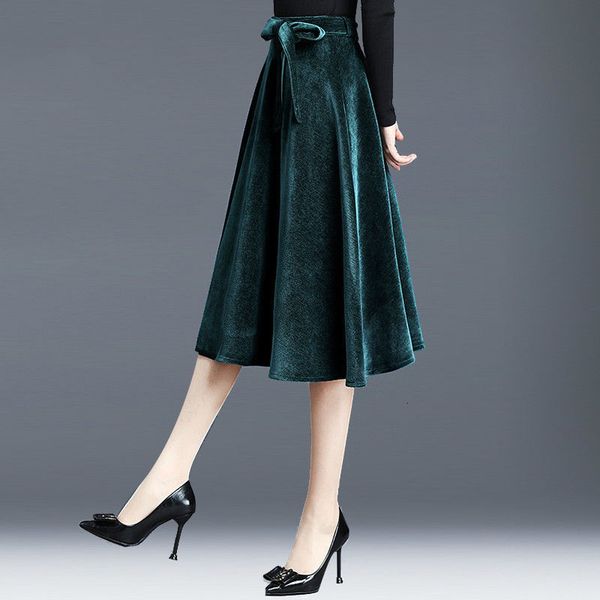 autumn women with retro-belt wild high waist medium-long gold velvet to-line skirt y244 crn8, Black
autumn women with retro-belt wild high waist medium-long gold velvet to-line skirt y244 crn8, Black