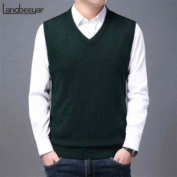 autum winter fashion brand knit sleeveless vest pullover mens casual sweaters designer woolen mans clothes 210812, White;black
autum winter fashion brand knit sleeveless vest pullover mens casual sweaters designer woolen mans clothes 210812, White;black