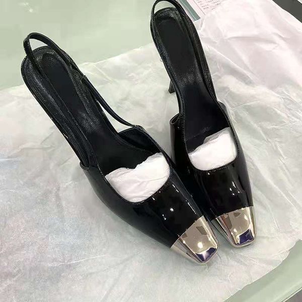 high heels 2021 summer metal small square head shallow mouth one-sided belt sandals women's thin black sho
high heels 2021 summer metal small square head shallow mouth one-sided belt sandals women's thin black sho