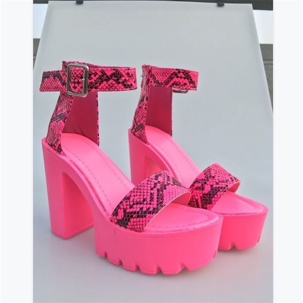 women pumps fashion summer wedges platform sandals black and white open toe high heels female shoes 211101
women pumps fashion summer wedges platform sandals black and white open toe high heels female shoes 211101