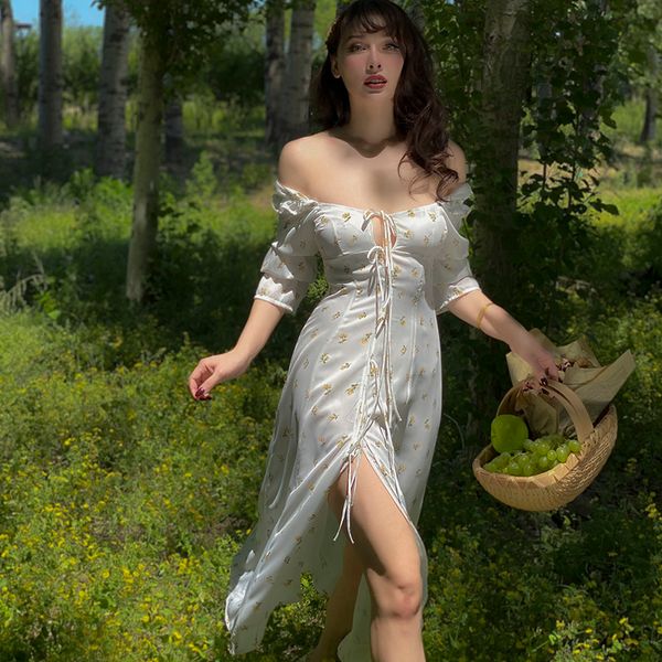 2021 new vintage romantic little floral white off the shoulder fairies dressed long calf-aged three-quarters chiffon dress f3w2, Black;gray
2021 new vintage romantic little floral white off the shoulder fairies dressed long calf-aged three-quarters chiffon dress f3w2, Black;gray