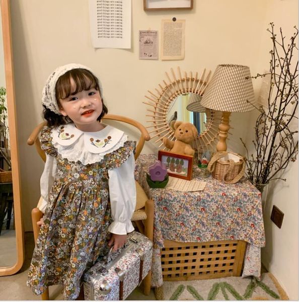 retail 2021 baby girls fashion dress sets, lace embroidery white dress + printed vest 1-5t
retail 2021 baby girls fashion dress sets, lace embroidery white dress + printed vest 1-5t