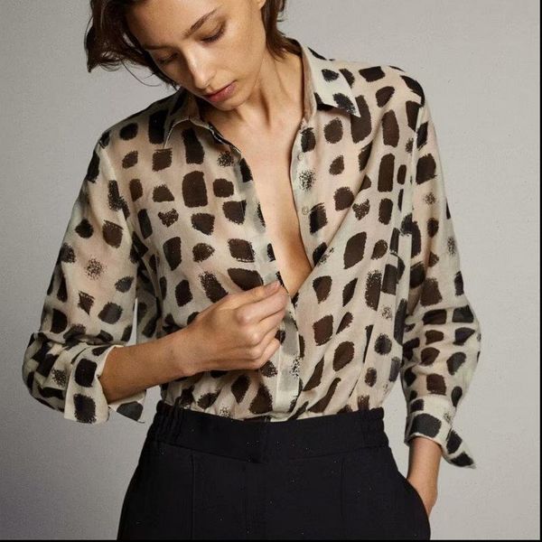 2021 fashion women oversized loose satin chiffon blouses shirts office lady summer boyfriend long sleeve button, White
2021 fashion women oversized loose satin chiffon blouses shirts office lady summer boyfriend long sleeve button, White